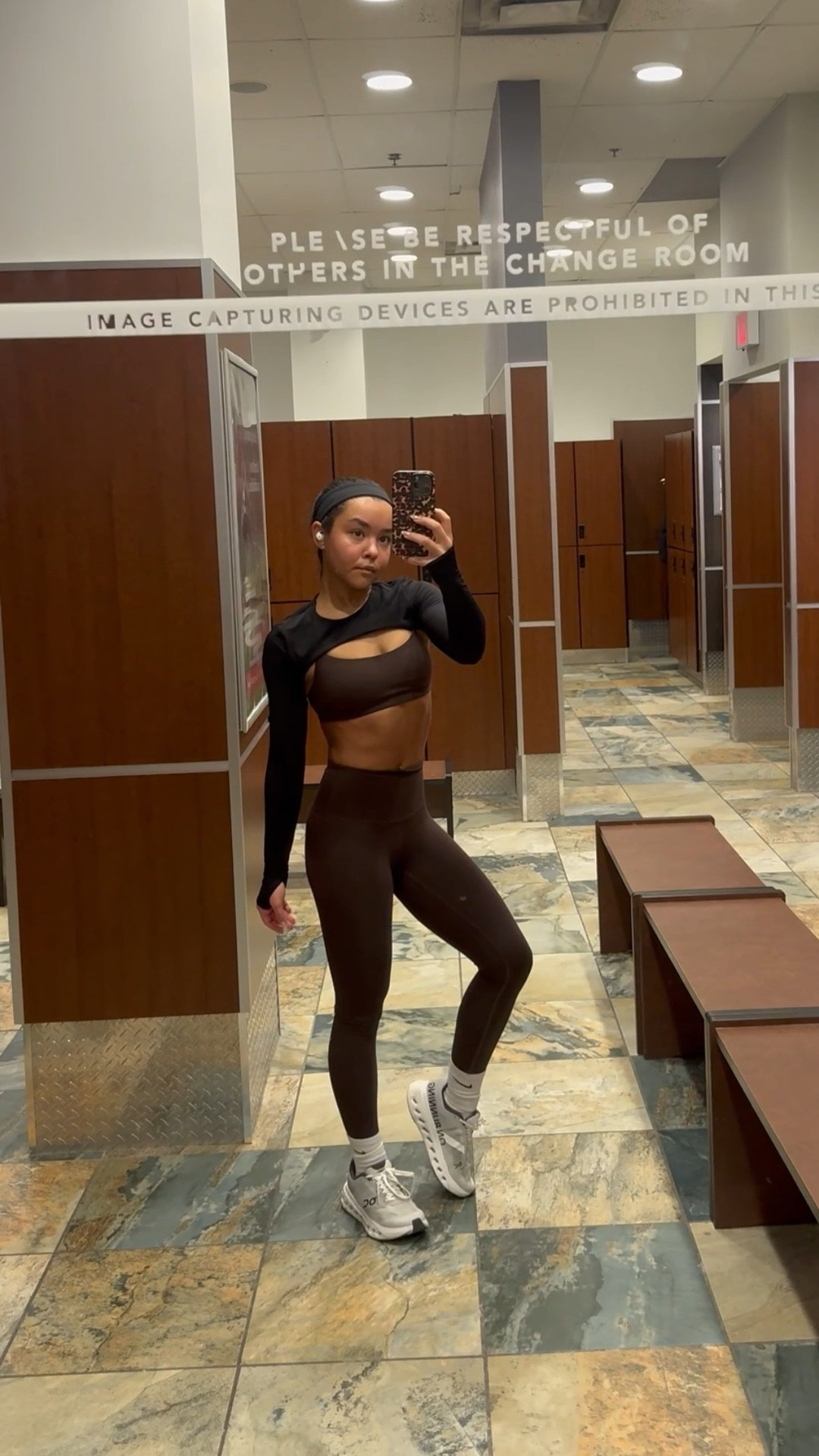 cute workout clothes motivate me! 🏋🏽‍♀️

long sleeve: S
sports bra: 4
leggings: 2

shoes are onrunning cloud runners

#LTKwinter #LTKfitness #LTKstyletip