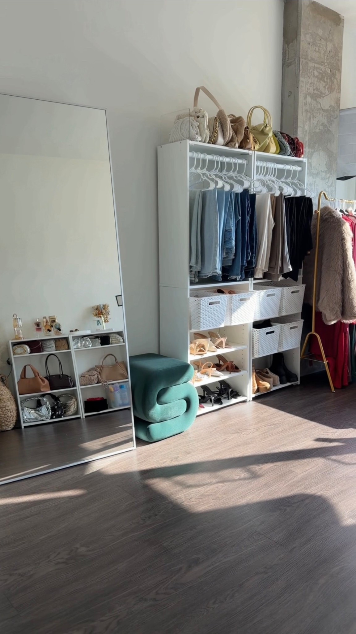 DIY RENTER-FRIENDLY CLOSET MAKEOVER under $300!