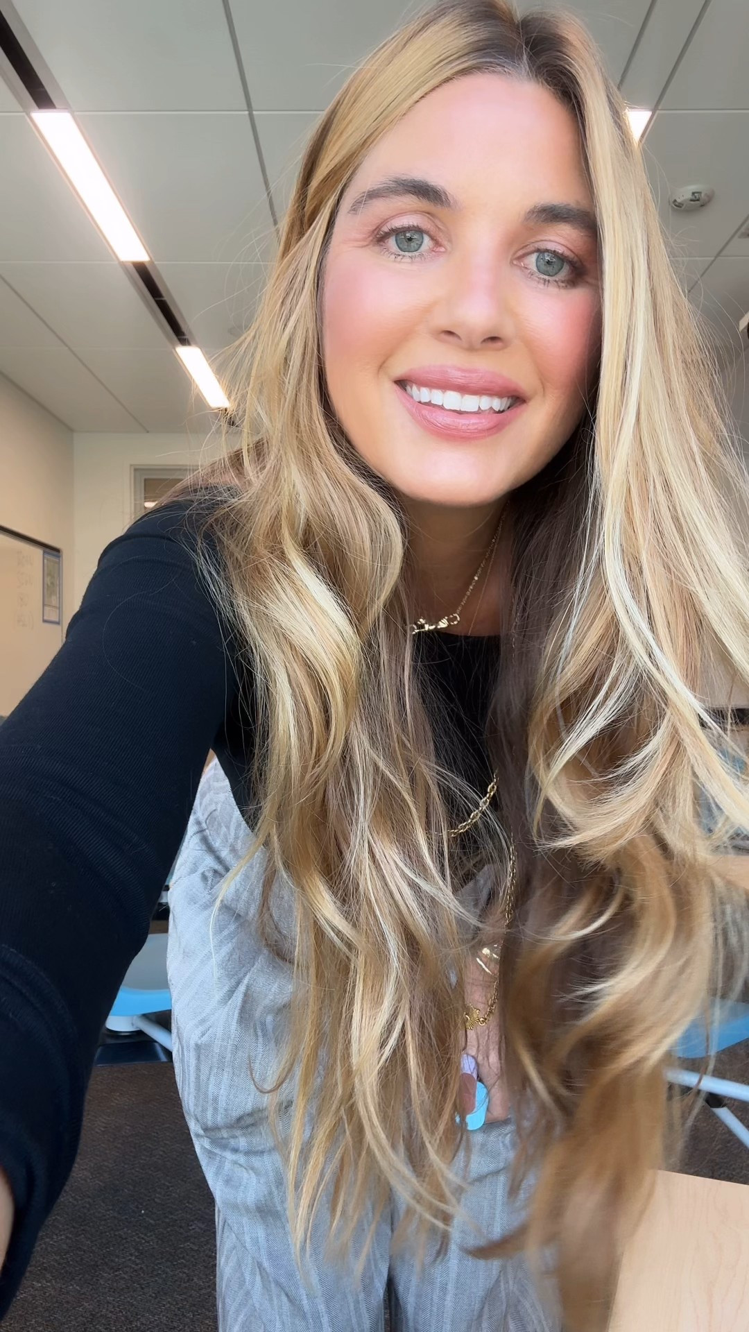 #OOTD on campus 💞💄
Bodysuit: medium 
Linen pants: large (run small)
Shoes: TTS
Hair: sea glass + t3 hot rollers
Fara Homidi Lumen bronzer 
Chantecaille glow blush 
Fara homidi fawn lip liner
Kulfi rose lip stain
Fara homidi pomme lip plumper
Rms luster eyeshadow  

#LTKSaleAlert #LTKBeauty #LTKWorkwear