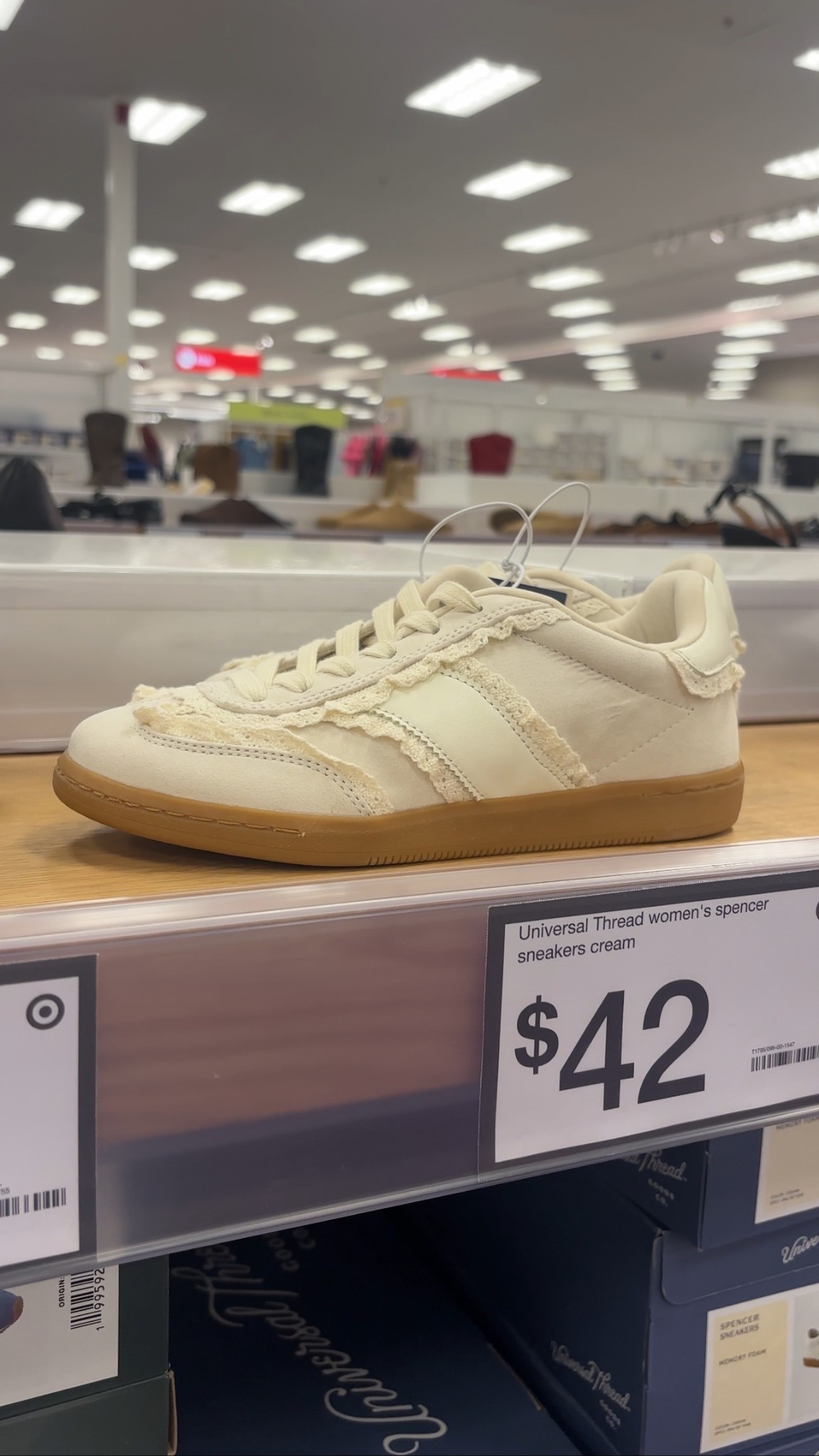 omg how cute and girly are these new sneakers from target!!! ✨ i love the frill!!


target sneakers. cream sneakers. cute sneakers. ruffle sneakers. dolce vita look alike. 

#LTKshoecrush