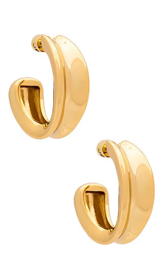 Jenny Bird Doune Hoop Earring in Metallic Gold. | Revolve Clothing (Global)