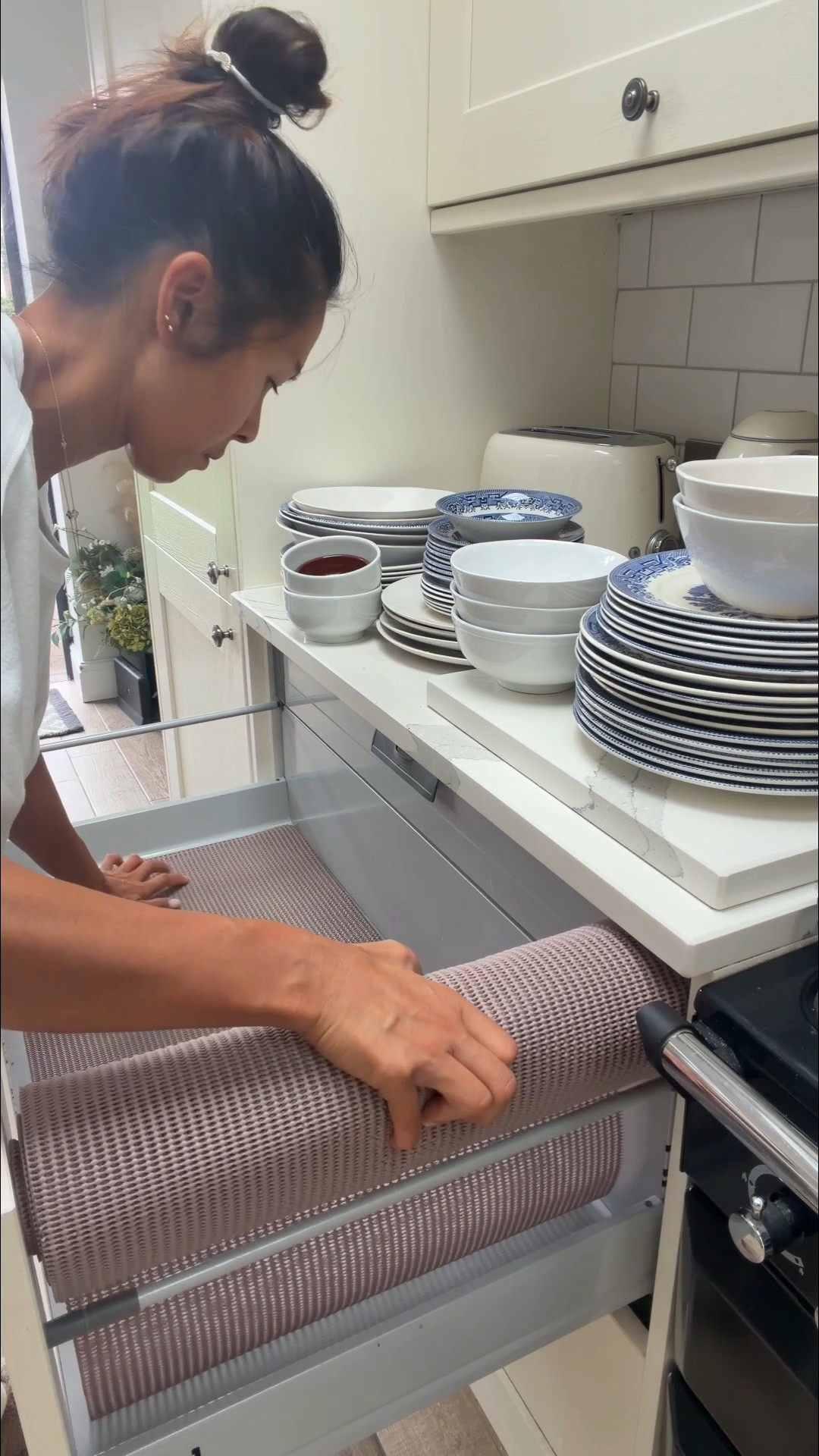 Having a tidy and organised day and bought this non slip mat for my kitchen drawers/cupboards to keep everything clean and protected. It’s waterproof and Washable. Also great for the fridge and other surfaces. I got it from Amazon AD #amazon @amazonfindsandfashion

#LTKuk #LTKhome #LTKautumn