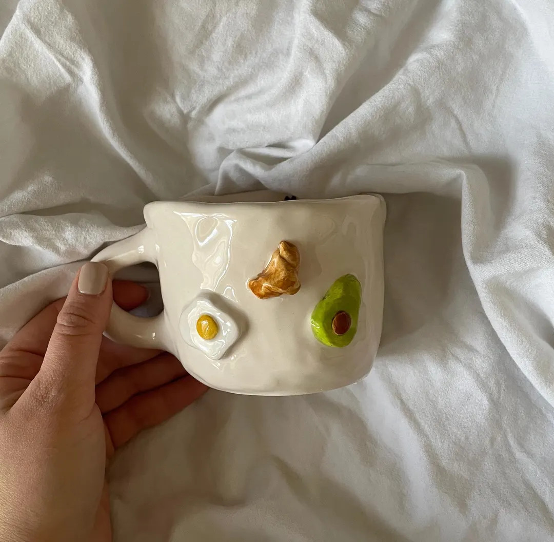 Handgemachte Keramik Croissant Avocado Ei dekoriert Keramik Tasse, niedliche einzigartige Frühst... | Etsy (US)
