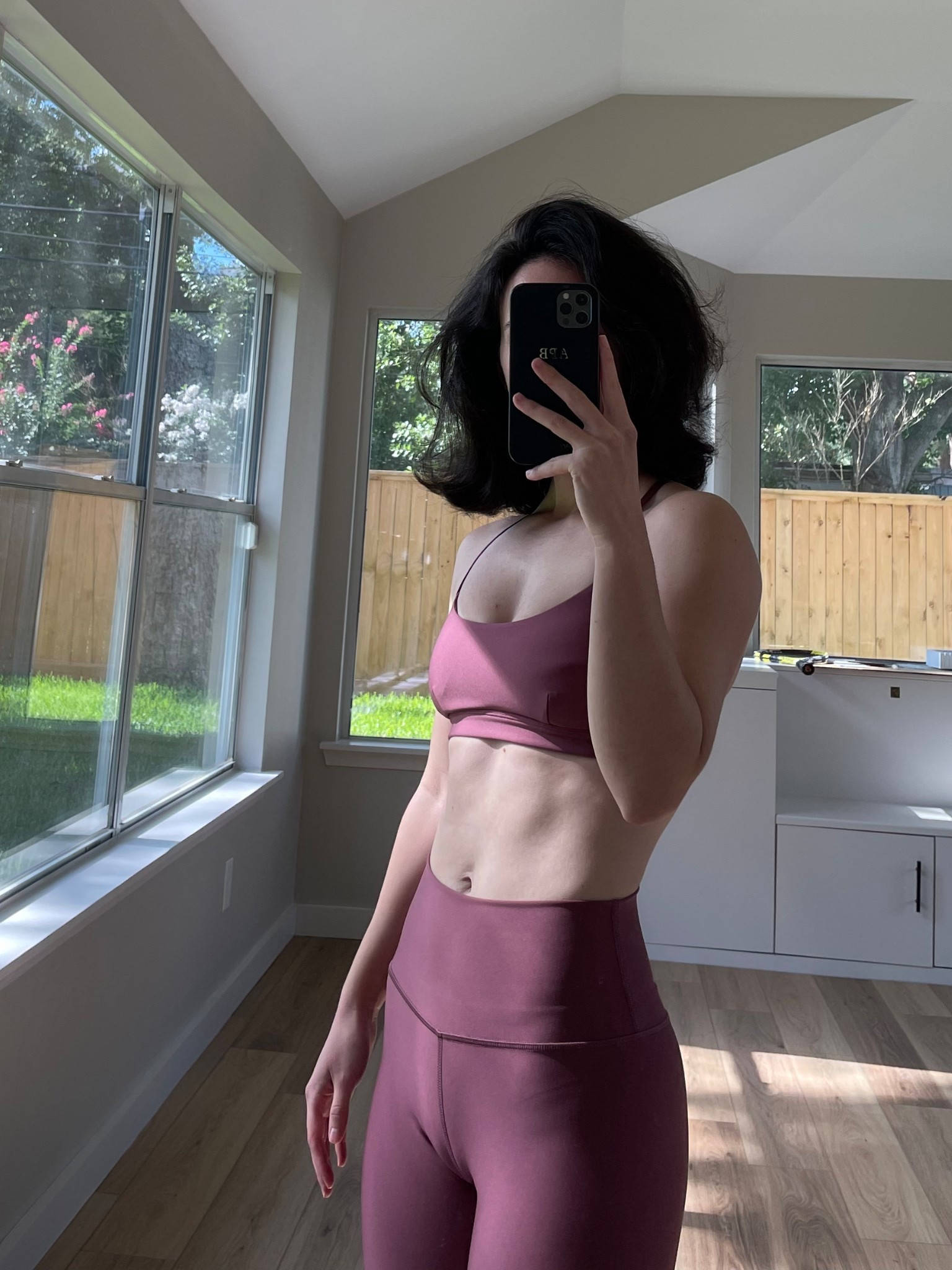 Alo - Burgundy Truffle 🎀💗🌸

#LTKPetite #LTKSeasonal #LTKActive