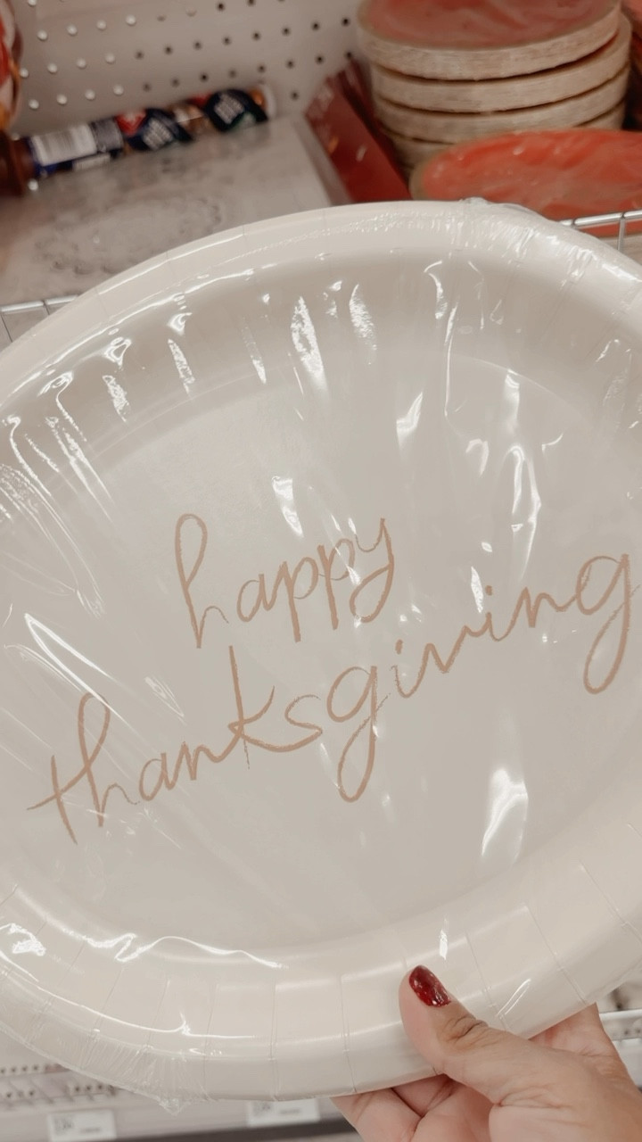 Thanksgiving dinner plates 🦃🤎

#LTKParties #LTKHoliday #LTKSeasonal