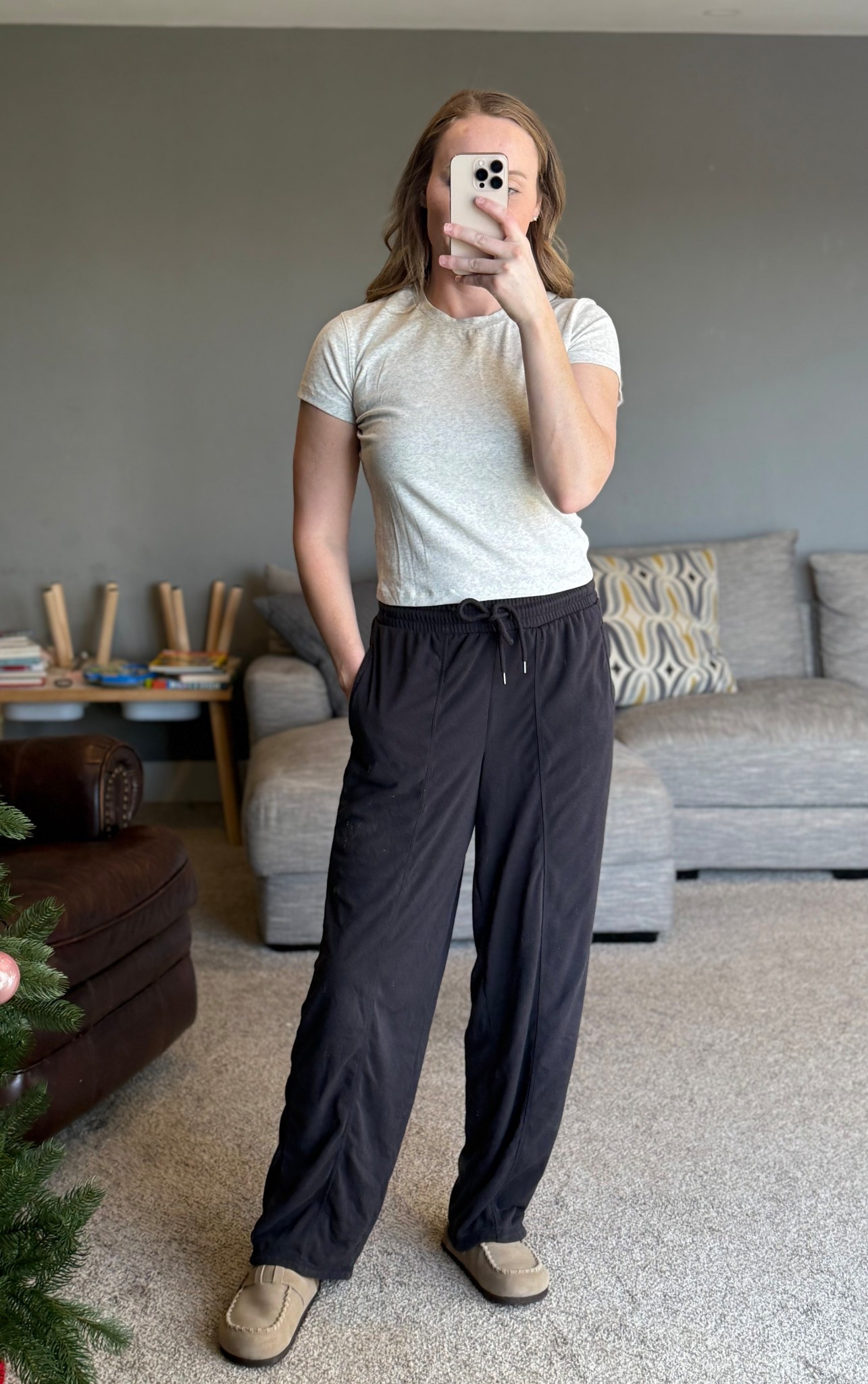 Target universal thread women’s black sweatpants
Wearing size small 

#LTKootd #LTKmomlife #LTKgrwm