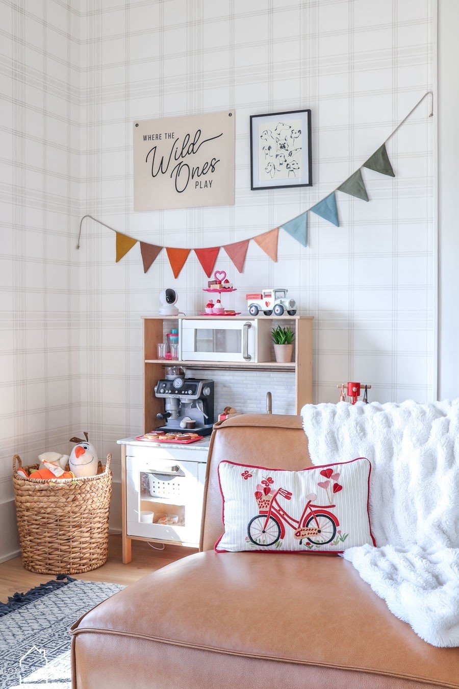 Finally February 💕

#LTKSeasonal #LTKHome