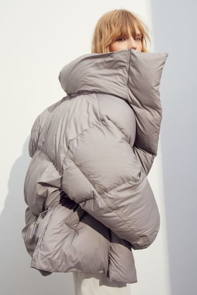 Oversized down puffer jacket | H&M (UK, MY, IN, SG, PH, TW, HK)