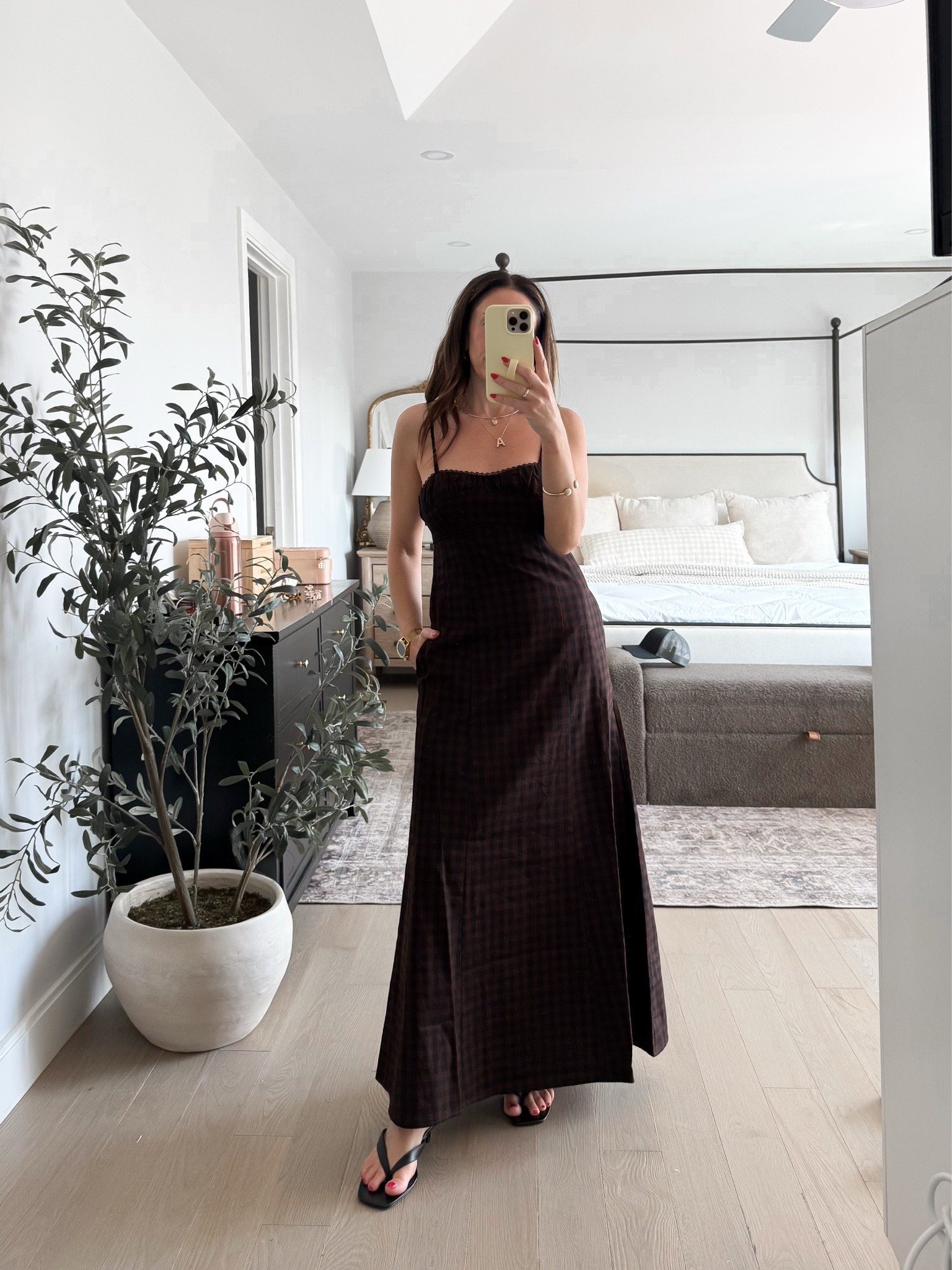 Wearing a size 2 in this dress. Reviews said it ran small.

#LTKootd #LTKSeasonal