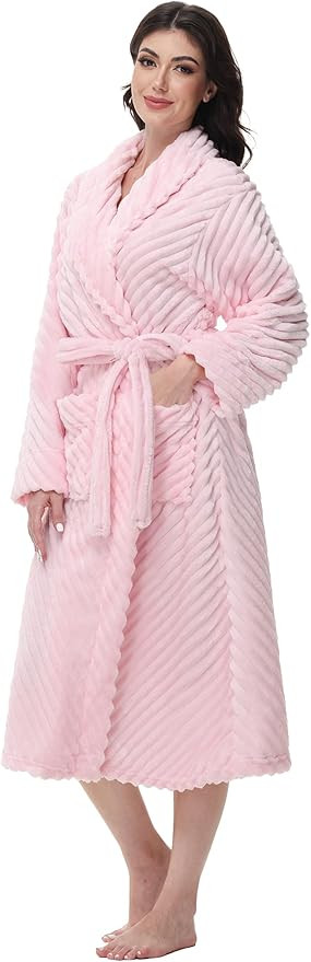 Yurhap Premium Robes for Women - Super Soft Cozy Fleece Womens Robe Plush Long Bathrobe | Amazon (US)