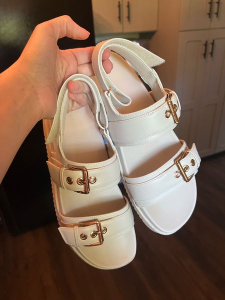 Cute strappy sandals! Love the gold buckles! 

#LTKShoeCrush