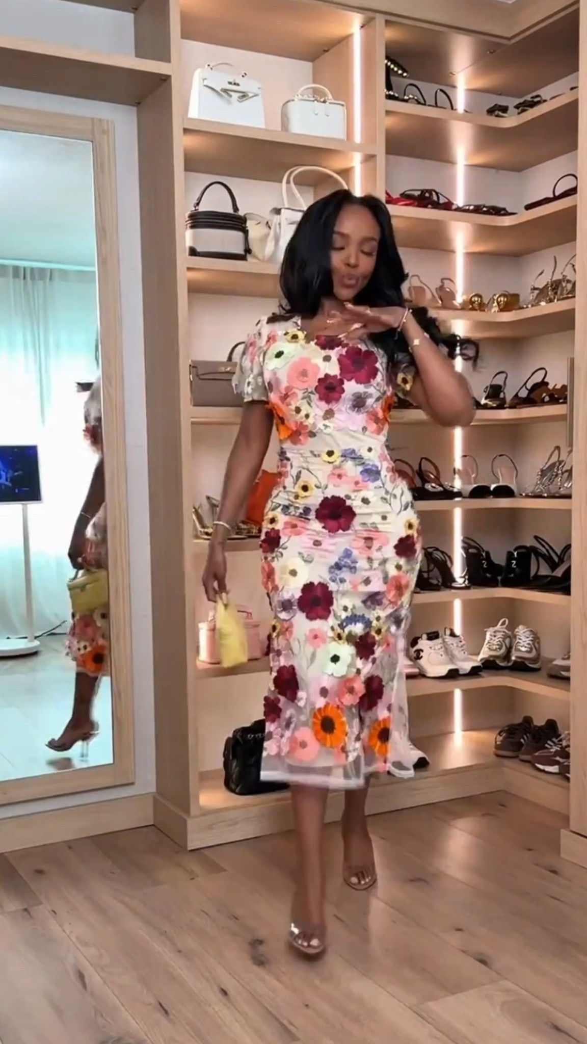 Scroll to shop this floral spring dress outfit. Perfect for Easter, brunch, or a feminine spring event look.

Measurements: 5'4", 138 lbs, 34D bust, 27" waist, 40" hips

#LTKootd #LTKSeasonal #LTKdayinmylife

#LTKSpringSale #LTKvlog #LTKgrwm