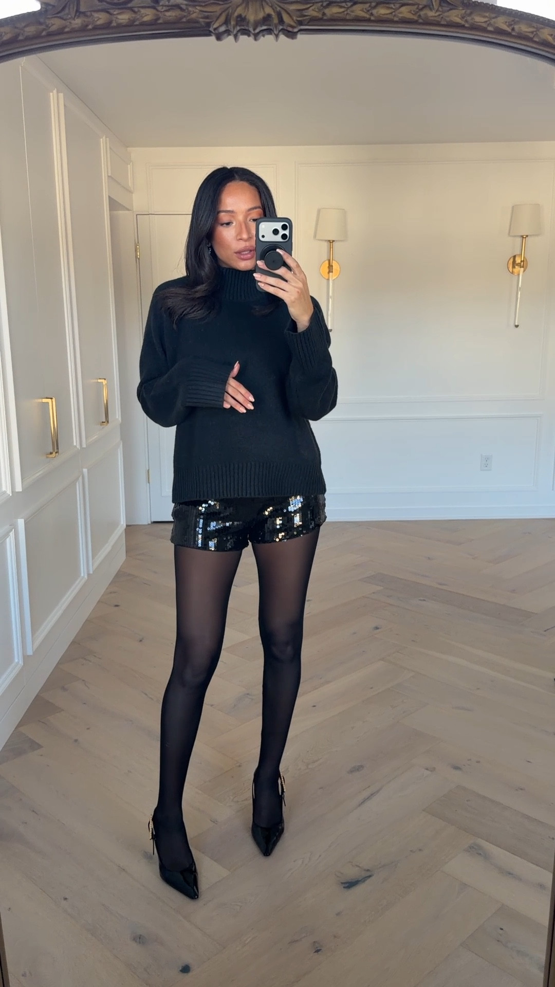 Holiday party outfit on sale with code AFNENA! 🎄 size M sweater, 29 sequin shorts (3 up for the bump), S tights (run big)



#LTKHoliday #LTKParties #LTKStyleTip