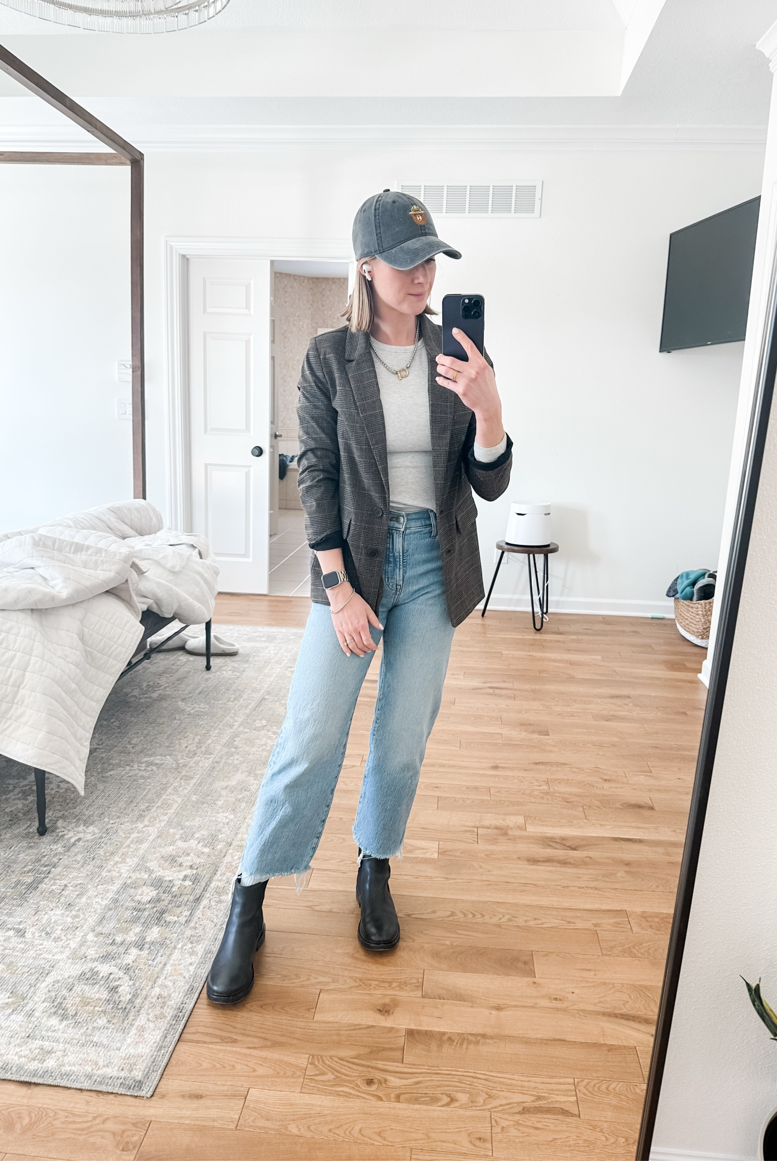 I forgot that after spending the morning in a barn that I’ll need an entire outfit change… outfit for an evening out. 

#LTKFindsUnder100 #LTKSaleAlert #LTKFindsUnder50