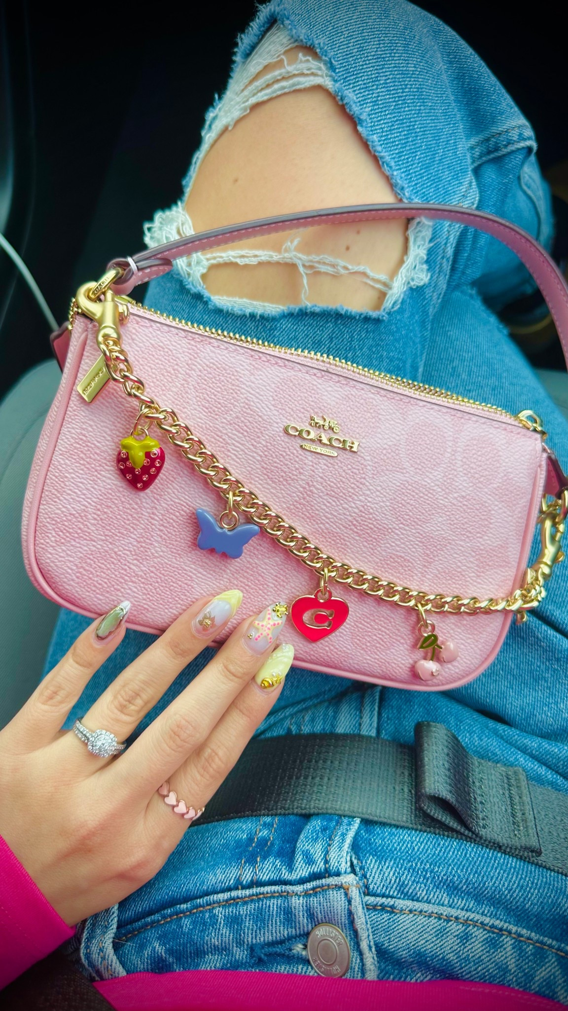 Pink 🎀

#LTKBeauty #LTKStyleTip #LTKItBag