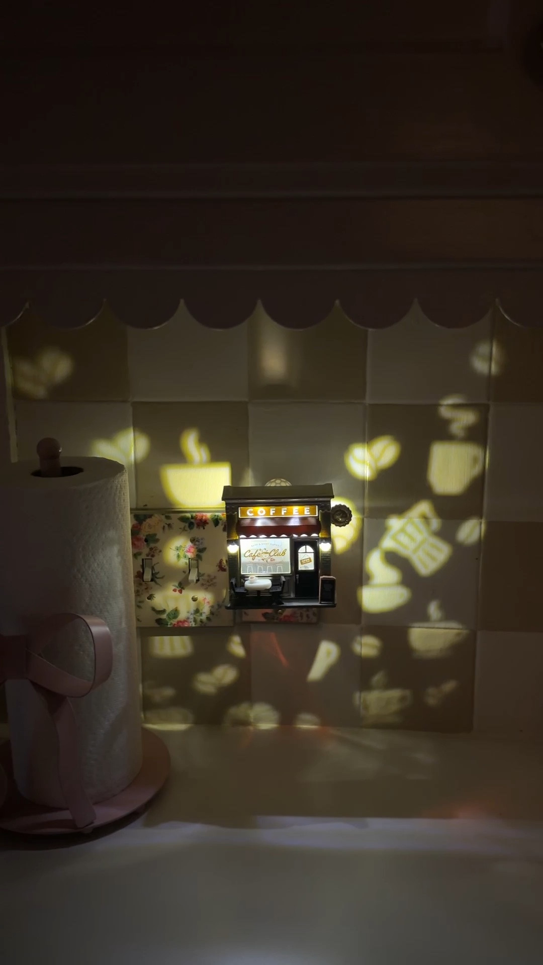 Coffee shop wall plug with projector from Bath & Body!