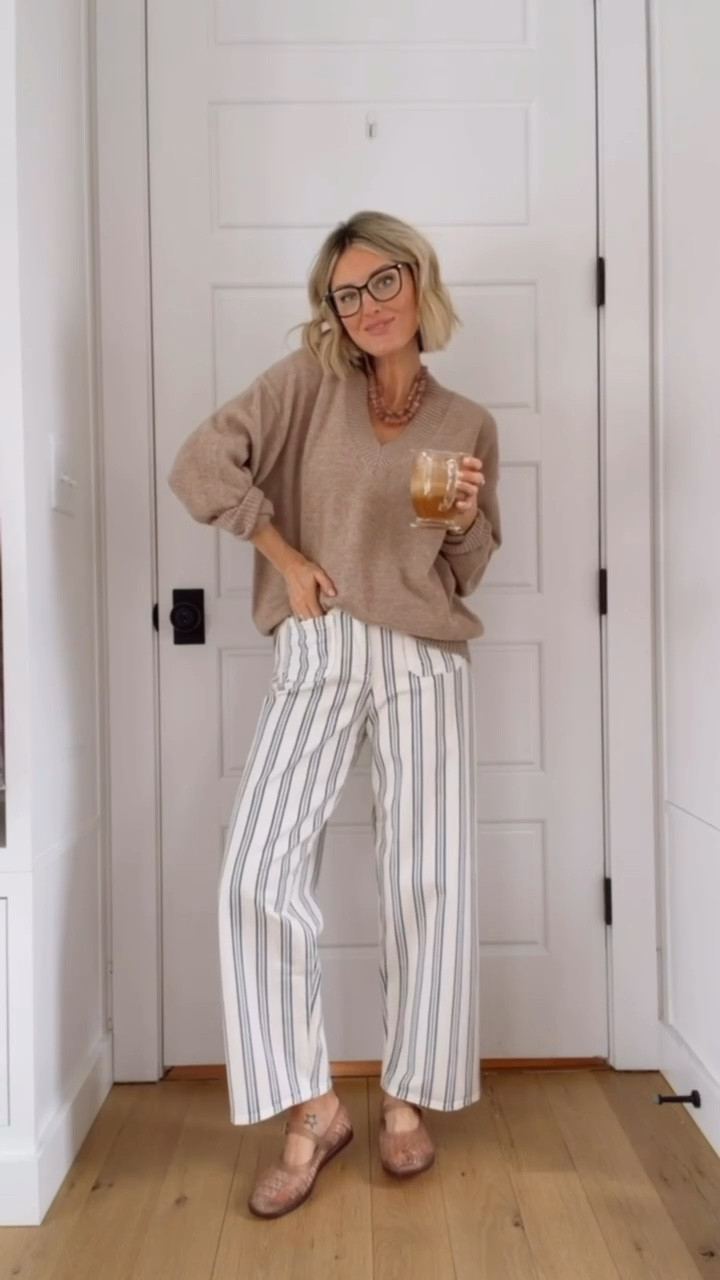 These striped pants are so fun! Love the front-facing pockets! Styled them with one of my go-to neutral sweaters! Wearing S/4!

Loverly Grey, Target, Quince, spring outfit, ballet flats, neutral sweater 

#LTKSeasonal