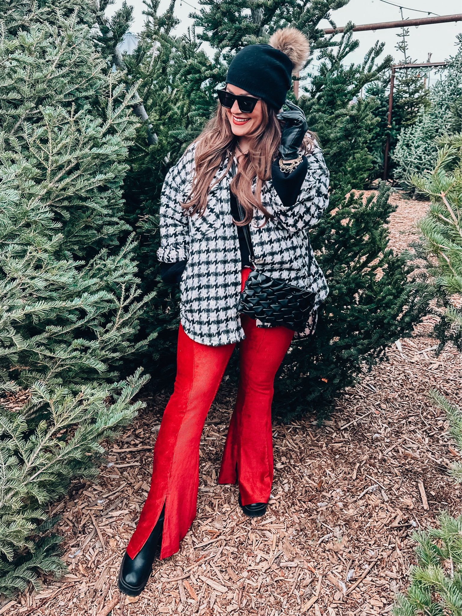 Midsize holiday outfit- Christmas tree farm outfit 
Wearing an xl in this houndstooth shacket
Stretchy split hem corduroy velvet pants xl 
Amazon sweetheart neckline sweater xl
Amazon woven bag 
Pom Pom beanie and sunnies are Amazon 
Knee high lug sole boots tts 


#LTKcurves #LTKSeasonal #LTKHoliday
