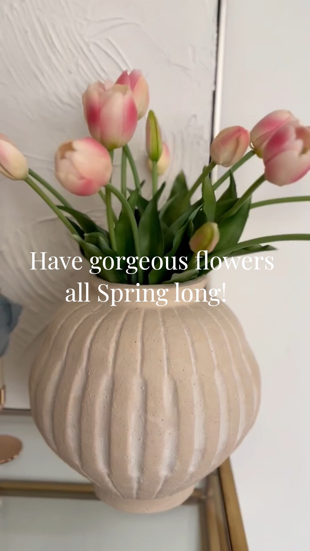 🌷 The most realistic *faux* tulips . . . and you won’t believe the low price !


.
.
spring home refresh
spring decor
real touch florals
spring tulips
realistic artificial flowers 
spring refresh 
modern home decor
neutral aesthetic 

#LTKSpringSale 

#LTKSaleAlert #LTKHome #LTKSeasonal