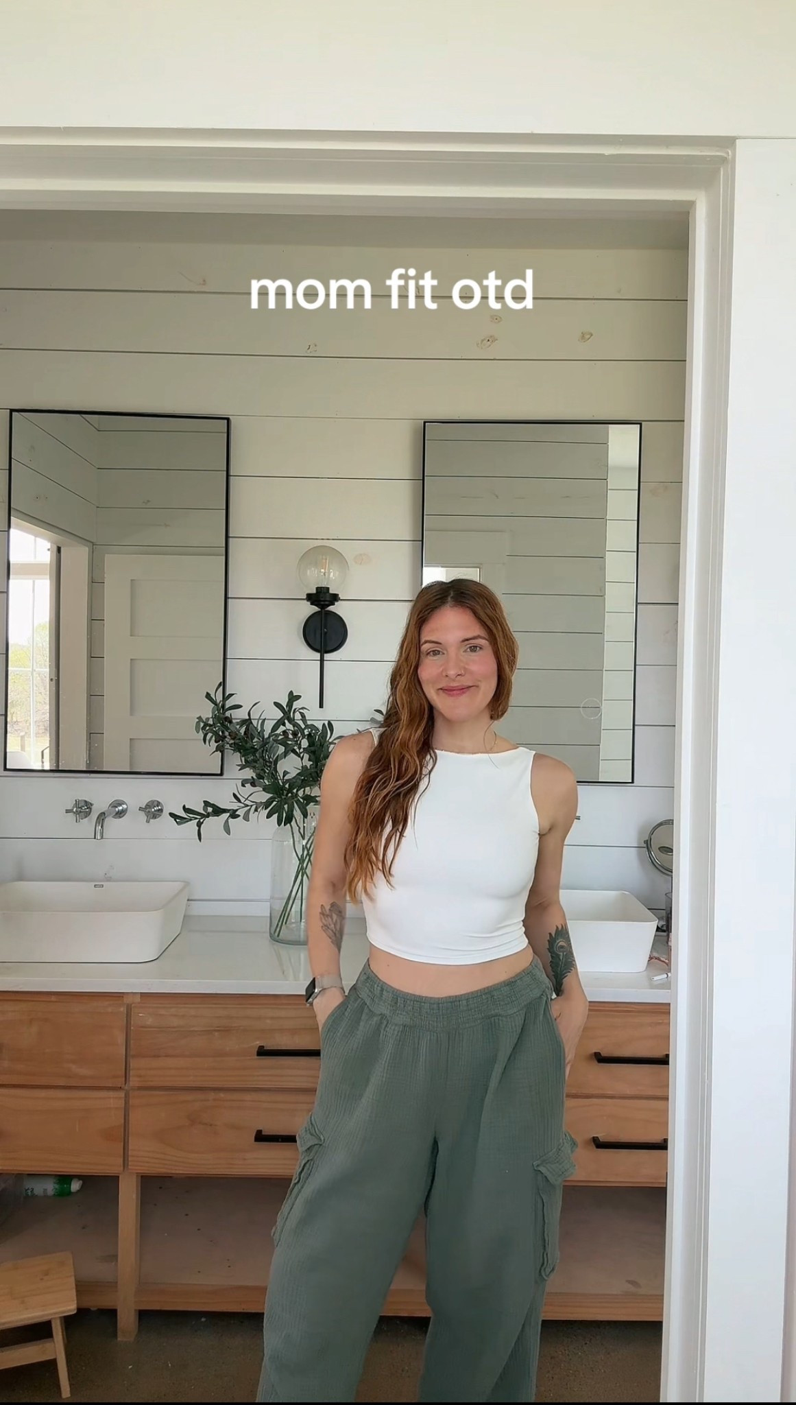 linen pants, open back, high neck, casual outfit, mom style, mom over 30, casual, casual style, baggy pants, tight on baggy 

#LTKFindsUnder50 #LTKOver40 #LTKStyleTip