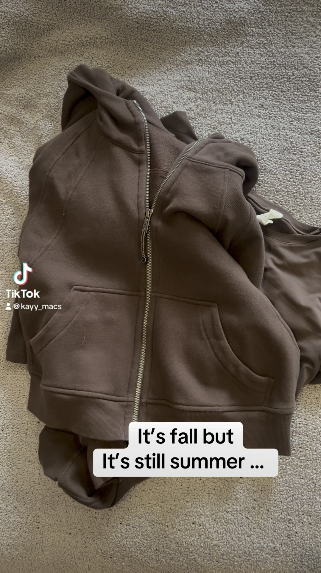 Augtober outfit 🍂🐻 

#LTKSeasonal #LTKActive #LTKBacktoSchool