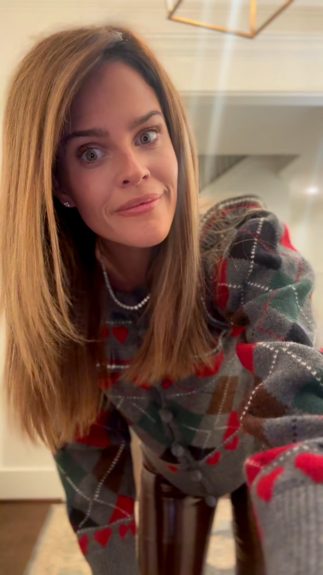 Invite reads: FESTIVE 🎄

I cannot get enough of all the holiday sweaters out right now!! Ever fair isle moment makes me so excited 🎅🏼