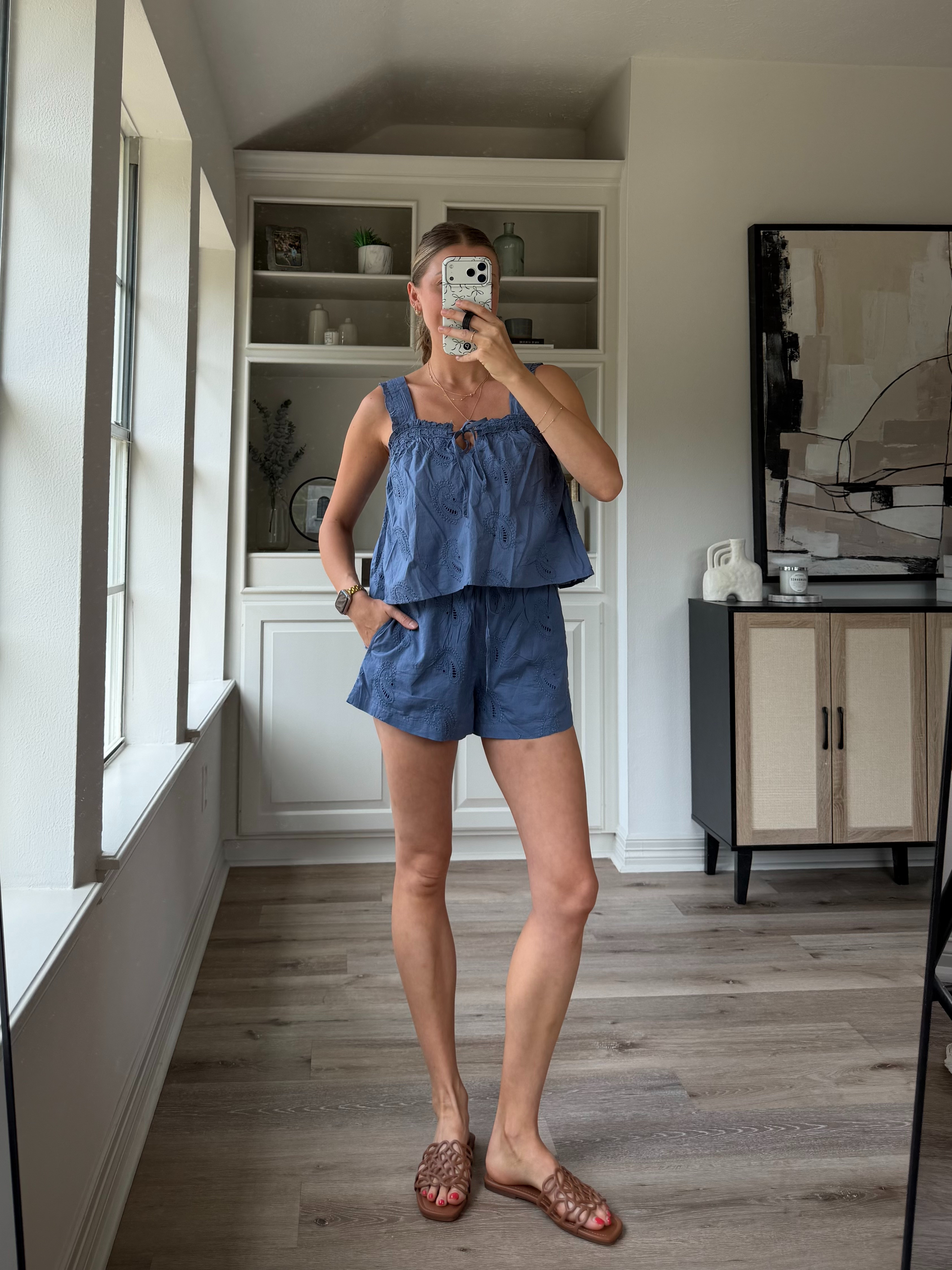 Cutest matching friendly set! Top nursing friendly | xs in top, s in shorts 

 