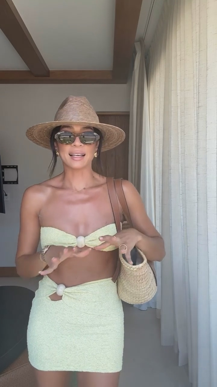 Cabo outfit ☀️ Wearing size XS bikini top, S bikini bottom and S skirt 


Beach outfit 
Pool outfit 
Resortwear 
Vacation outfit 
Swimwear 
Swim 
Bikini 
Butter yellow

#LTKStyleTip #LTKSwim #LTKSeasonal