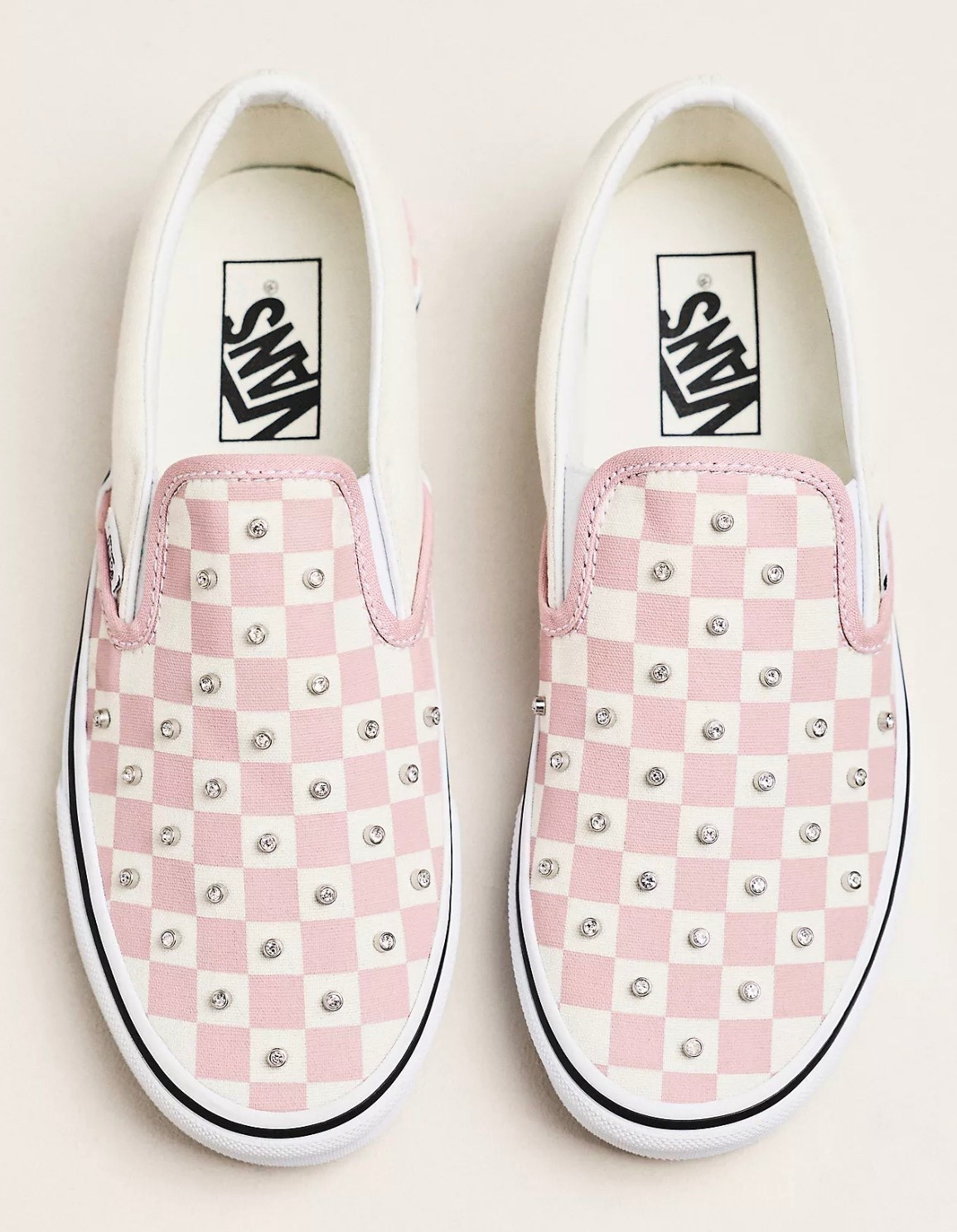 #Springfootwear is hitting the shelves! #Vans with a flare. These are cute! #spring #springfashion

#LTKgrwm #LTKSaleAlert #LTKootd