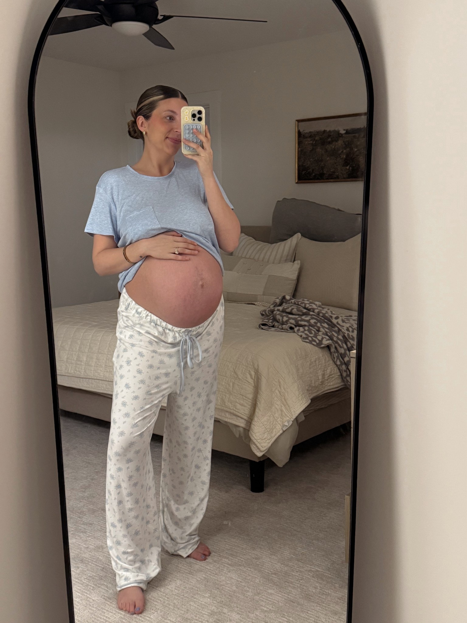 matching pj sets >>

#LTKmomlife #LTKSaleAlert