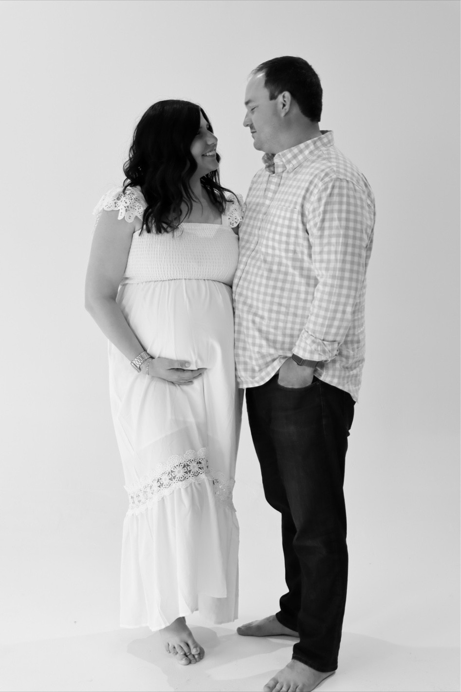 Sweet maternity dress for photos or just for regular wear! Would be great for church or something a little more dressed up. Would also be good for PP!

#LTKbump #LTKfindsunder50 #LTKstyletip