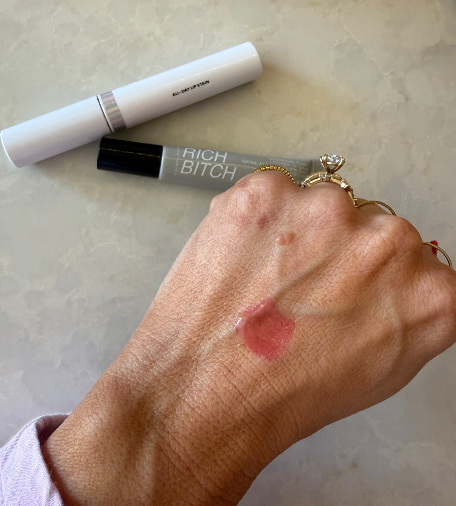 Today’s lip combo 💋

Lip stain in the shade Sweetheart 