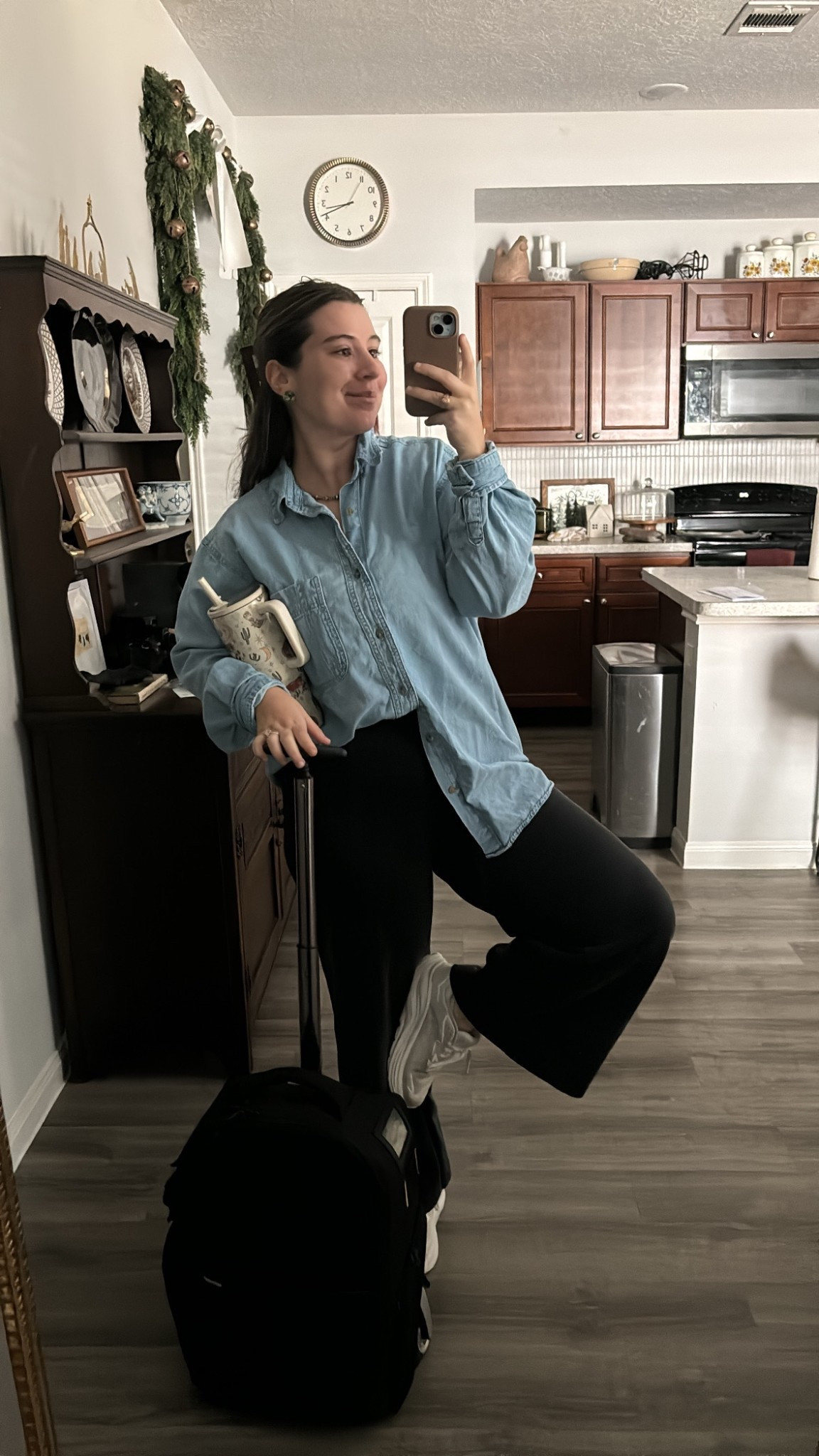 photographer outfit! 

size large in top, small in pants  

#LTKootd #LTKdayinmylife #LTKActive