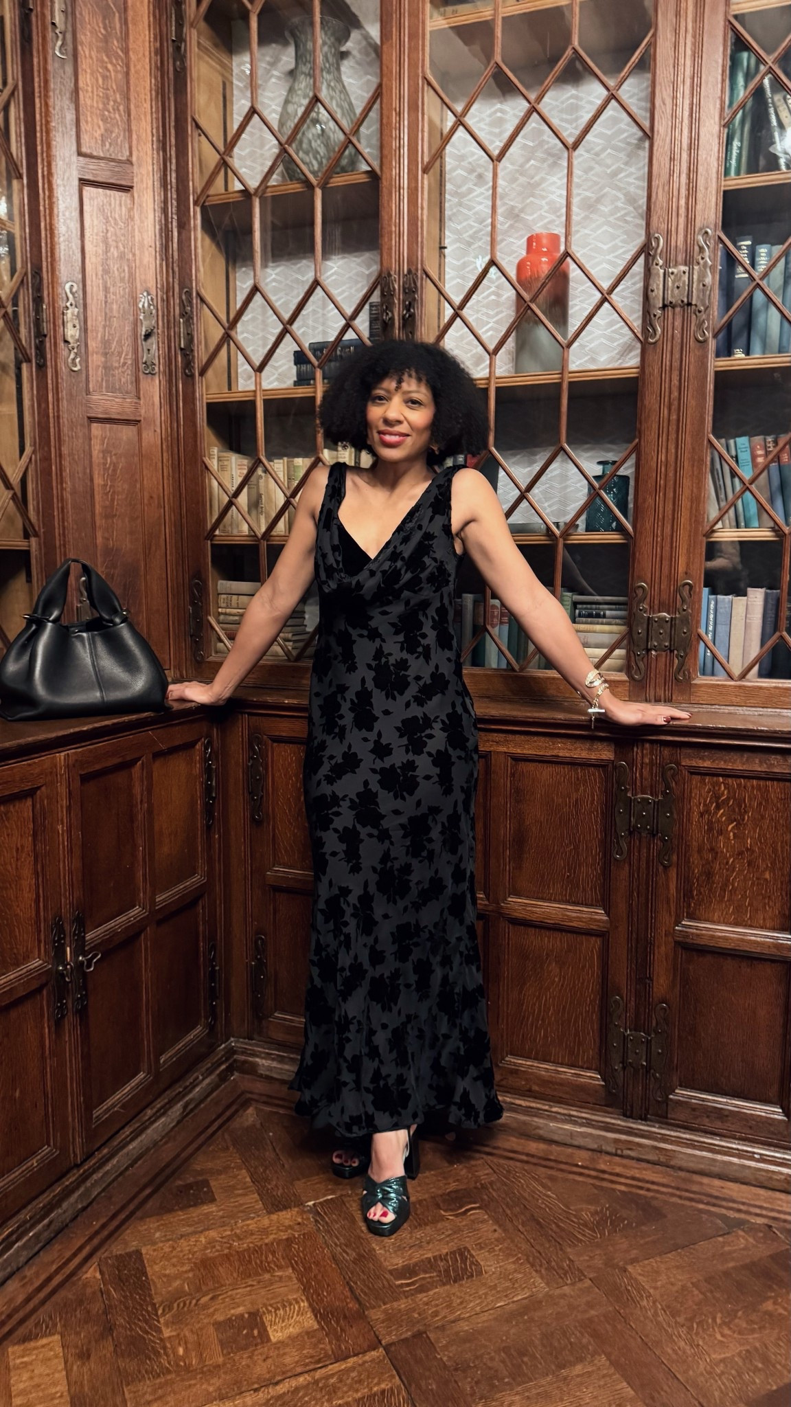 Partywear dress, christmas party dress, new year’s eve dress.
French Connection dress



#LTKuk #LTKfestive #LTKpetite