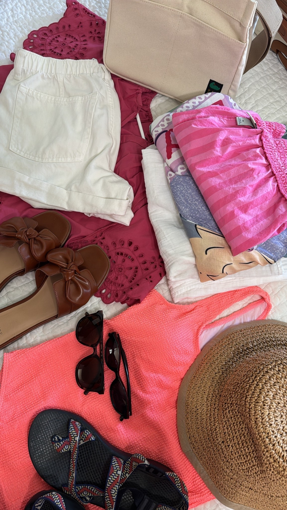 Frio Trip Packing Haul 🫶🏼🍉☀️🕶️👙

No, I didn’t get to wear everything but it was all too cute not to pack! ✨ 

 #LTKSeasonal #LTKSwim #LTKTravel