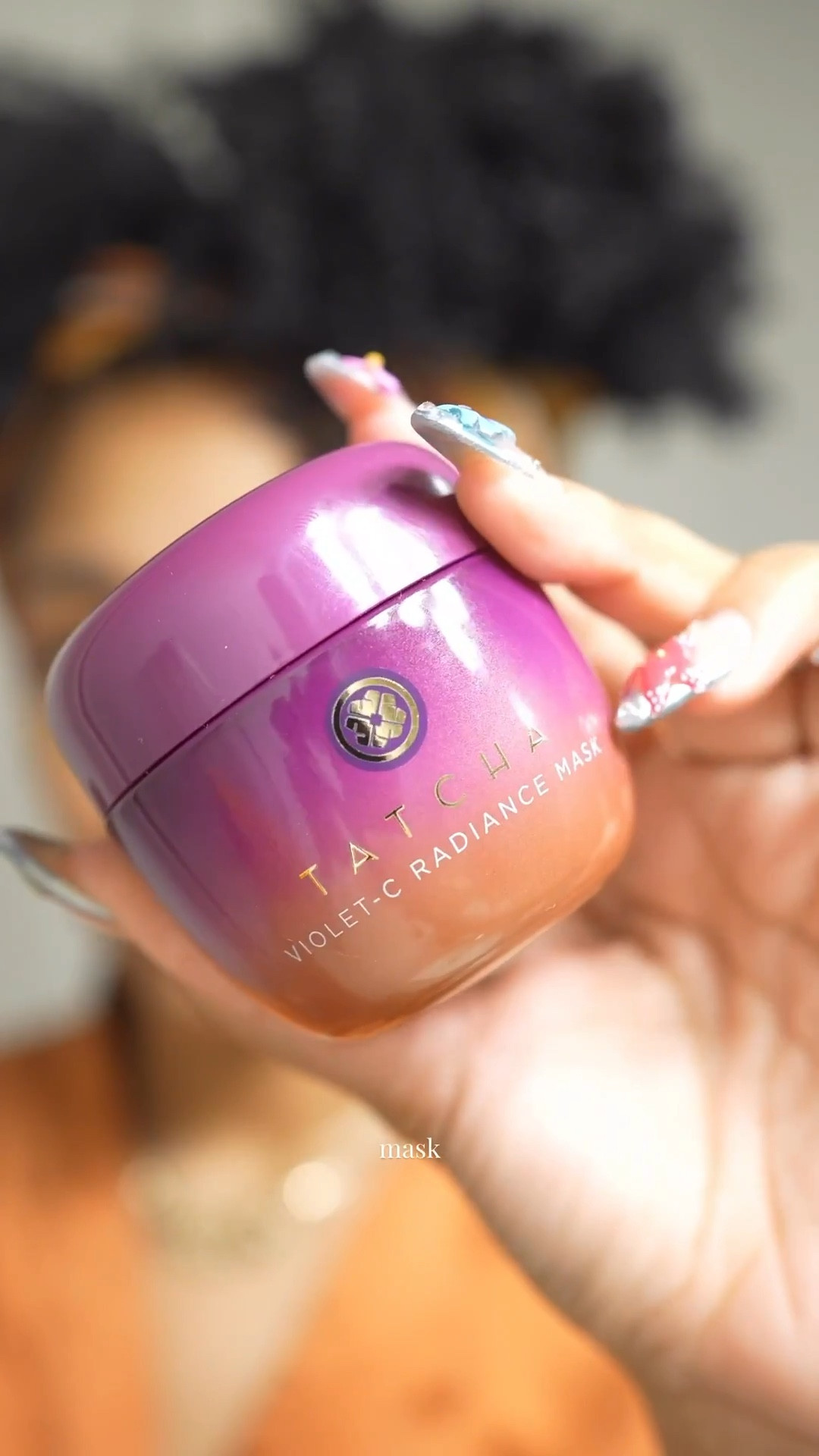 Summer is coming and baby… it’s way too hot for makeup! I keep it bare-faced most days, so my skincare routine has to be on point. Hydrated, glowy, and nourished skin is the goal all season long.

From gentle cleansers to glow-boosting masks, these products keep my skin in check even when the heat is not. Everything I used is linked on my LTK, including my super cute scarf + robe from @curlyssentials!

Shop the glow:
@dermalogica Daily Microfoliant
@freshbeauty Soy Face Cleanser
@tatcha Violet-C Radiance Mask + The Essence + The Silk Serum
@keyssoulcare Replenishing Facial Oil
@farmacybeauty Honey Halo Moisturizer
@kiehls Creamy Eye Treatment
@neutrogena Lip Sleeping Mask

#LTKSkincare #SummerSkin #GlowingSkin #NoMakeupGlow #SkincareRoutine #LTKBeauty #Type4Skin #MelaninSkinCare

#LTKBeauty