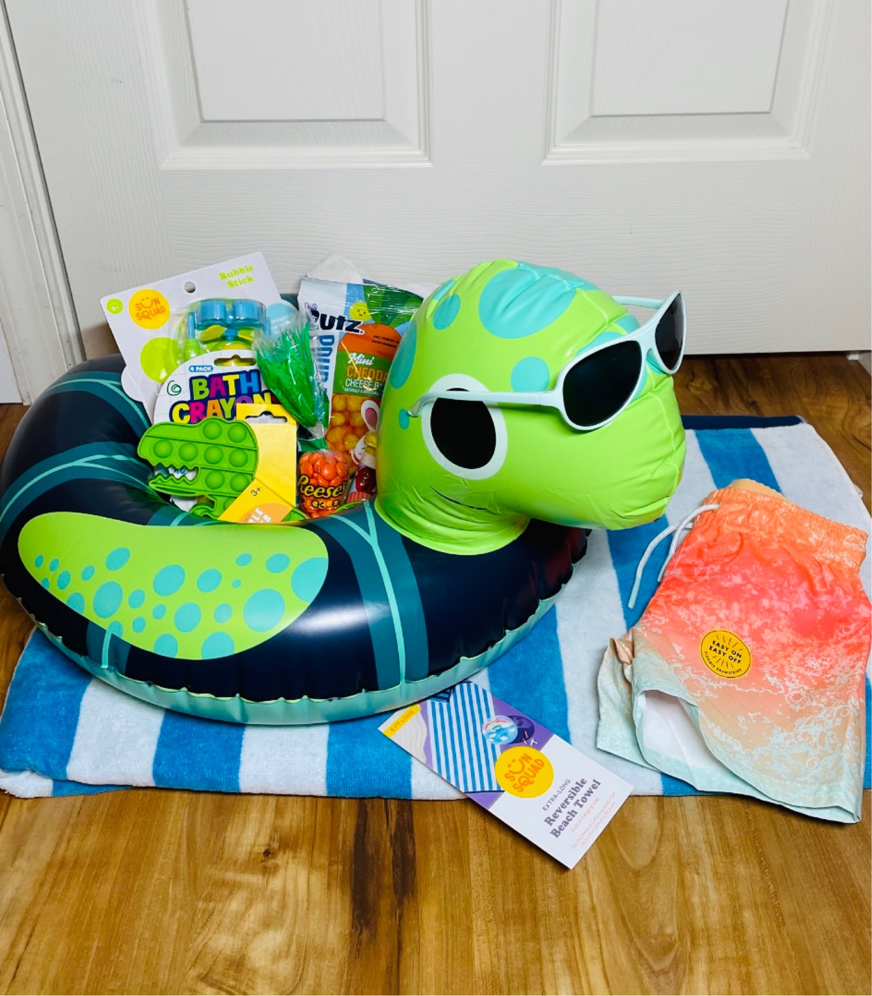 Summer fun Easter basket inspiration!! 🐣🐰

#easter #easterfun #easterbaskets 

#LTKfamily #LTKkids #LTKSeasonal