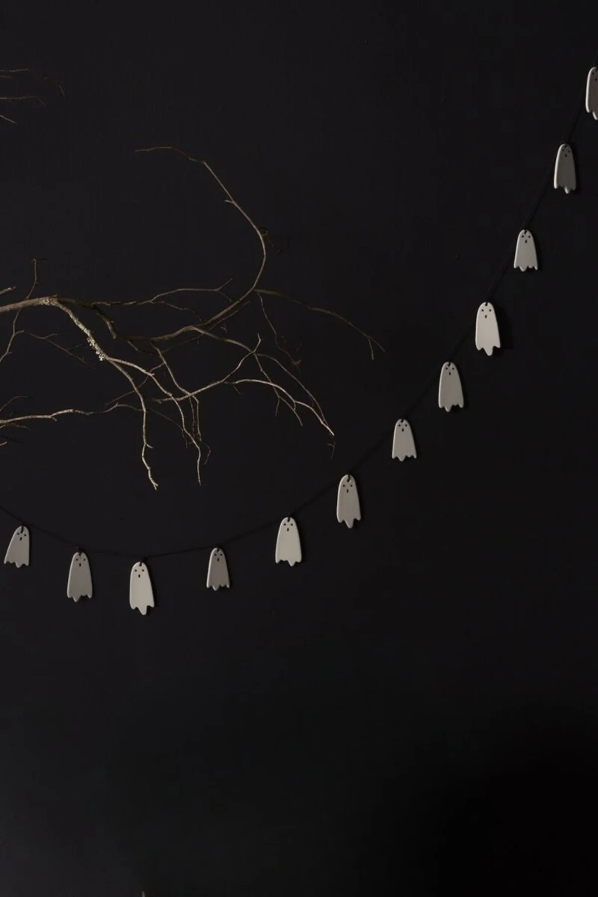 Spooky Ghost Garland | THELIFESTYLEDCO