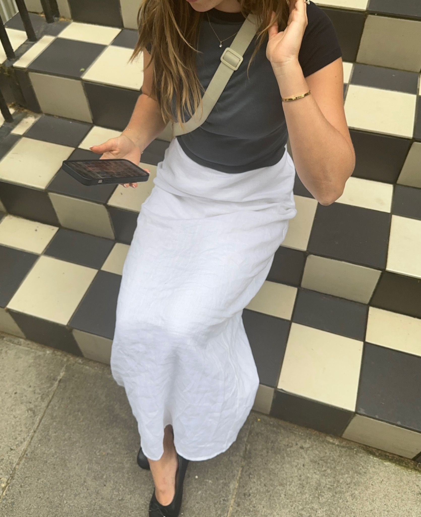 Perfect linen midi skirt - so versatile! 😮‍💨

#LTKstyletip #LTKaustralia