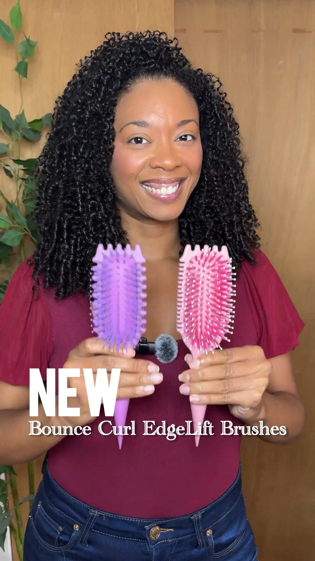 New curls tools just dropped and yes… I ran 🏃🏽‍♀️💨

I’ve been a longtime Bounce Curl fan, so seeing the EdgeLift brushes come out in new colors had me immediately adding to cart.

✨ Volume EdgeLift → lift, movement & BIG fluffy curls
✨ Define EdgeLift → smooth, uniform, juicy definition

Same amazing design — just choose your curl goal. Which team are you: Volume or Definition? 👀
🔗Discount Code: YOURSTRULY10

#LTKBeauty #LTKootd #LTKselfcare