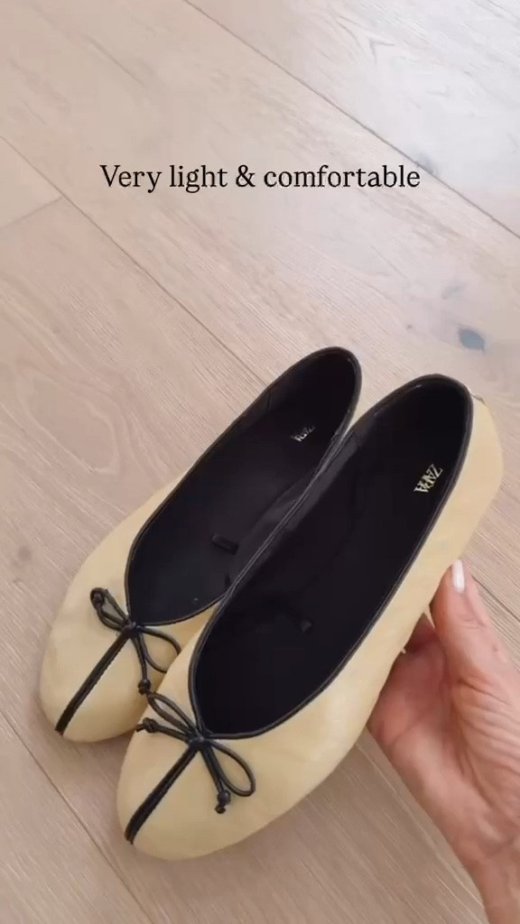My newest fall shoes 🤎🍂
Ballet flats 
Sneakers 
Loafers 
Mule
Heels
Sandals
Fall outfits women
Fall shoes