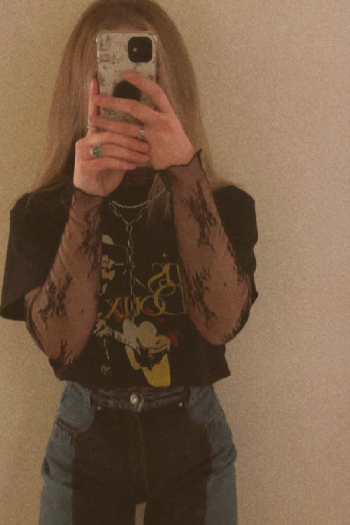 vintage cowgirl fit part 293 :) 
Rockies Jeans are from outlawedthrifts on I G and the Chris Ledoux shirt was a thrift find but I’m linking all the jewels and undershirt:) 