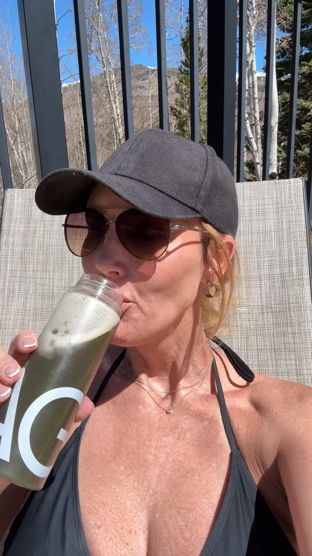 I’ve tried dozens of green drinks. I’ve finally committed to AG1 ❤️ The berry flavor is so good! Way better than the original. 

#greendrink #prebiotics #probiotics #vitamins #supplements 