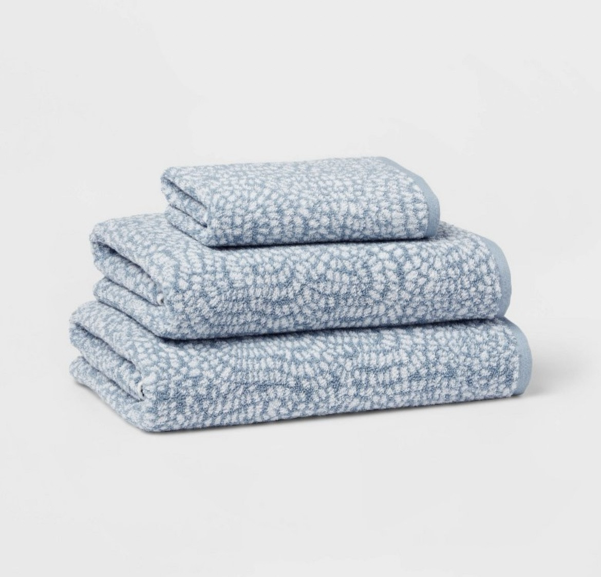 loveeee these light blue towels in my boys’ bathroom! #kidsbathroom

#LTKkids #LTKhome