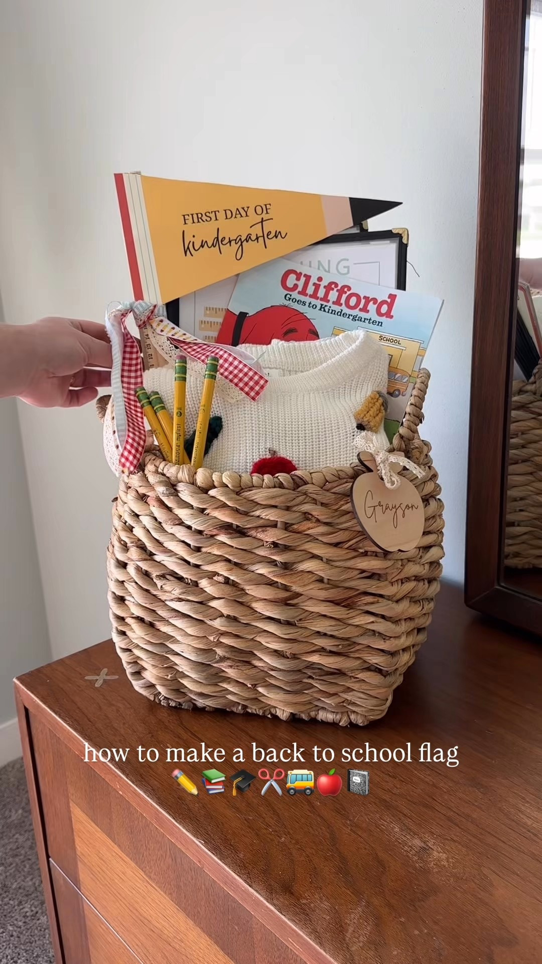 here is how to make a first day of school flag✏️ an easy diy anyone can do- design one yourself in canva or purchase a digital download from etsy! tag me if you try it😉


#LTKFamily #LTKKids #LTKSeasonal