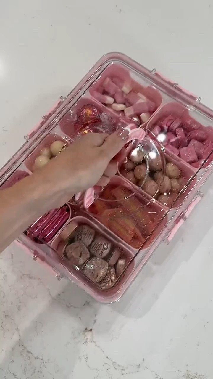 Pink Snack Box💖🌸🌷🎀

#LTKFindsUnder100 #LTKFindsUnder50 #LTKHome