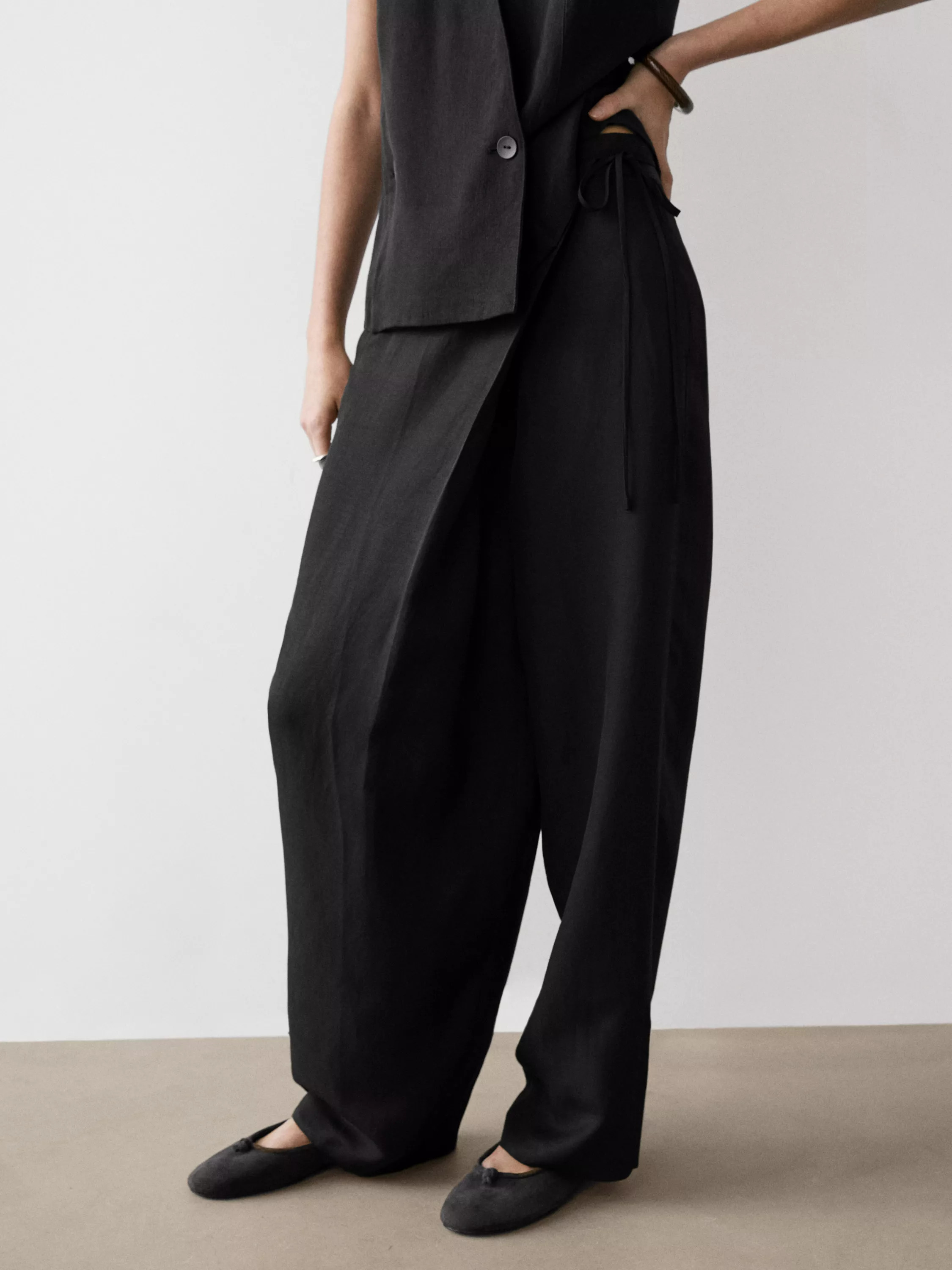 FLOWING PAREO TROUSERS WITH TIE DETAIL | Massimo Dutti UK