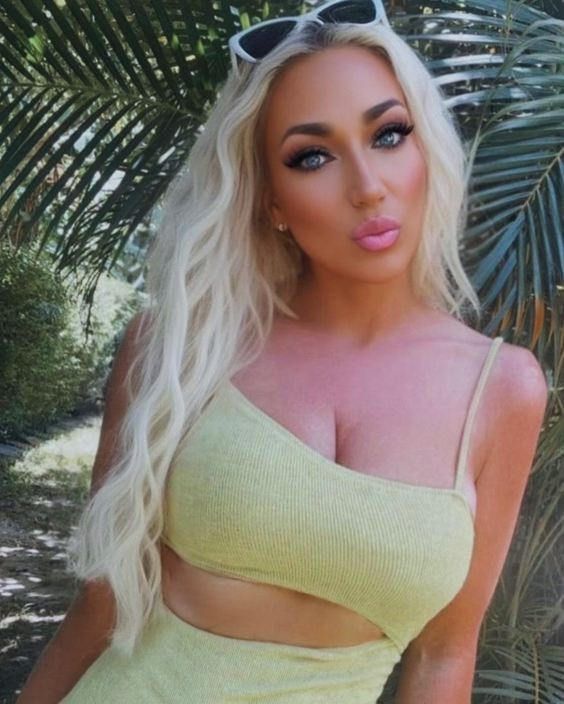 Summer days are my fav 💚