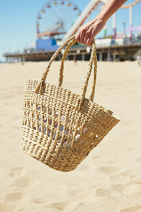 Straw Tote Bag - Beige at Urban Outfitters | Urban Outfitters (US and RoW)
