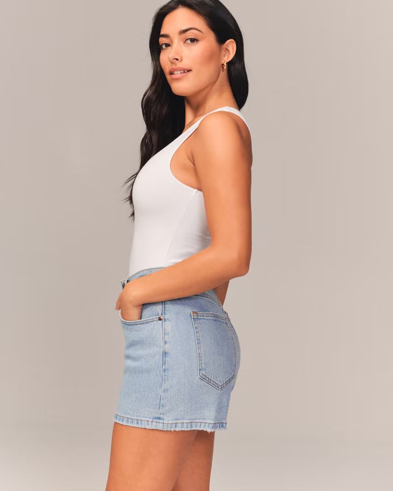 Women's Curve Love High Rise 4 Inch Mom Short | Women's Bottoms | Abercrombie.com | Abercrombie & Fitch (US)